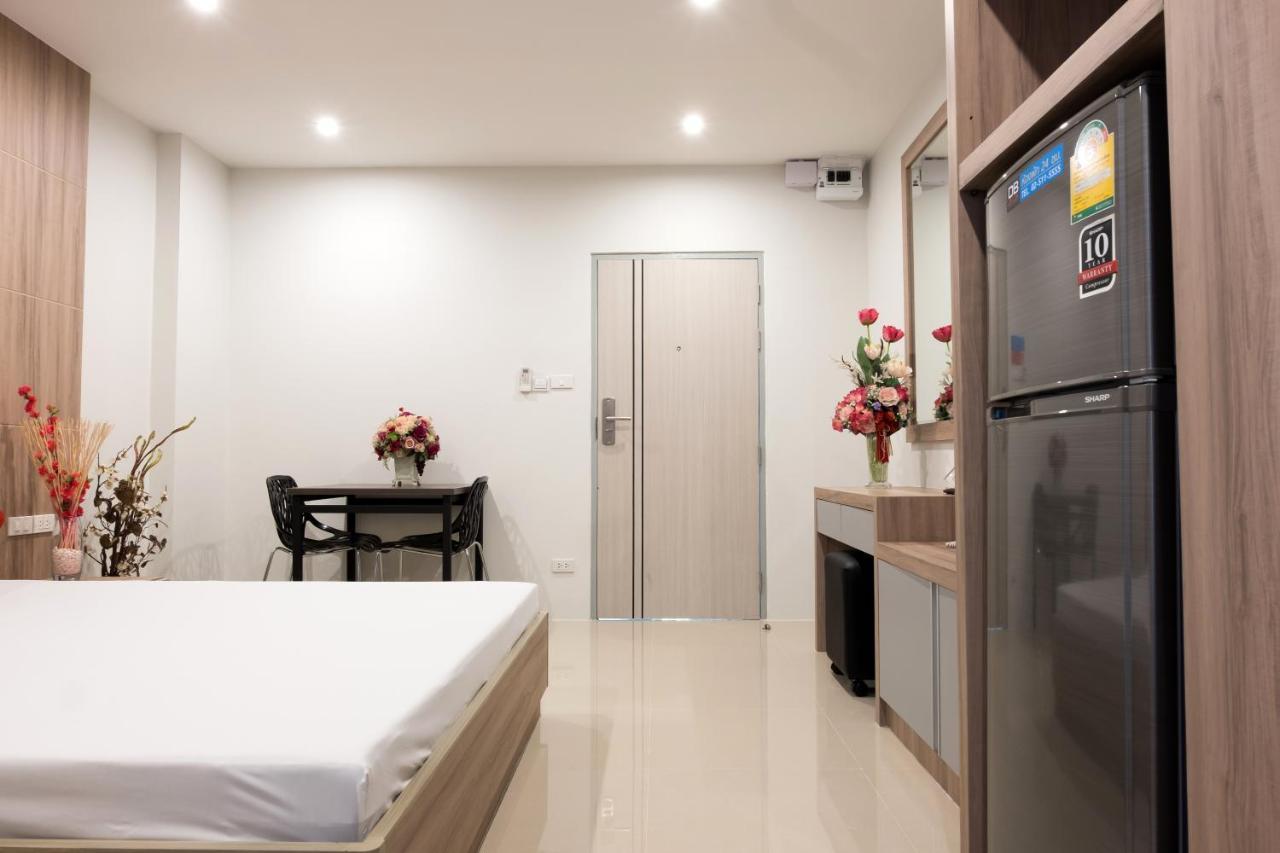 Db Plus 5 Bangkok Eksteriør billede